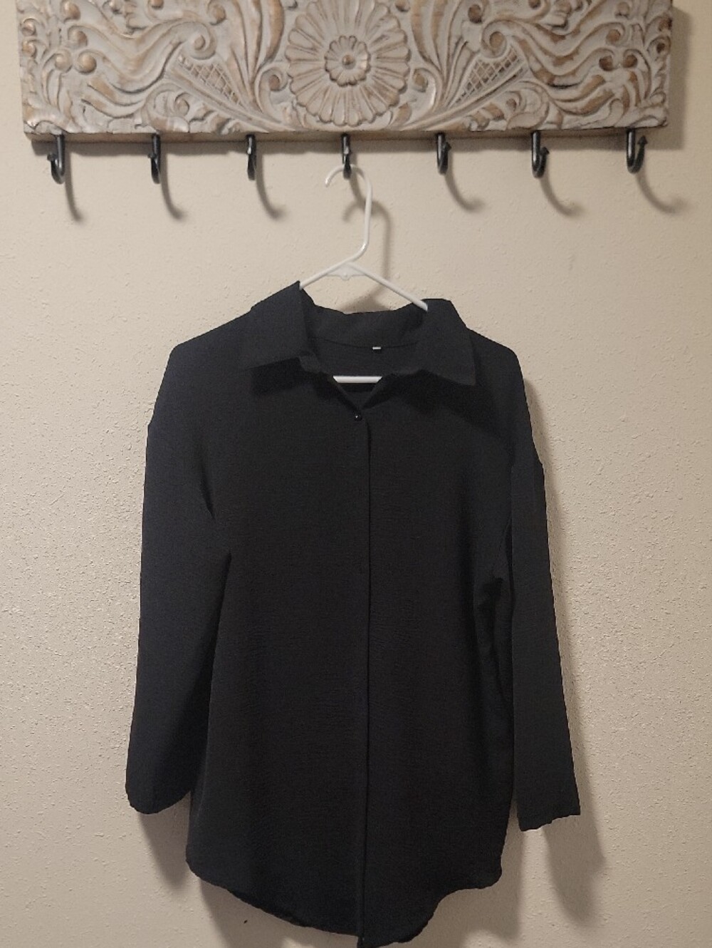 Black Button-Down Shirt with Embroidered Eye Motif Size M EUC - Picture 2 of 6